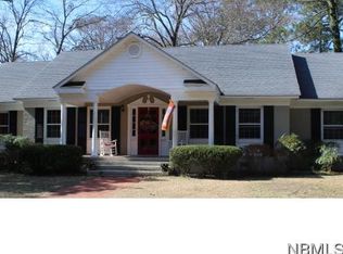 101 Hillcrest Rd, Trent Woods, NC 28562