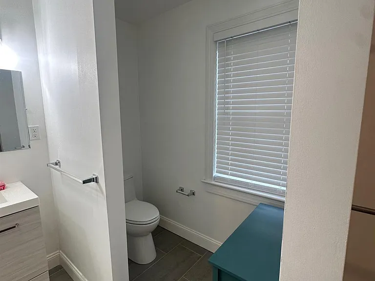 35 2nd St #1 — Photo 9