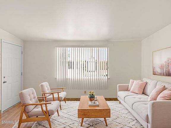 4th image of 2117 Skyway Dr