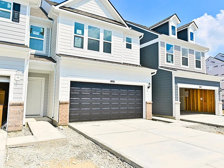 14246 Bay Willow Dr — Photo 2