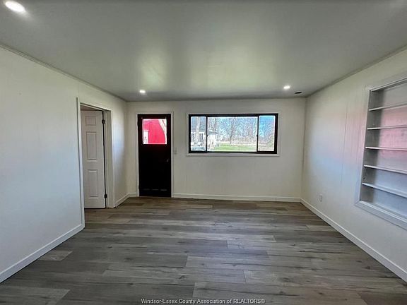 2nd image of 100 Wilson Ave