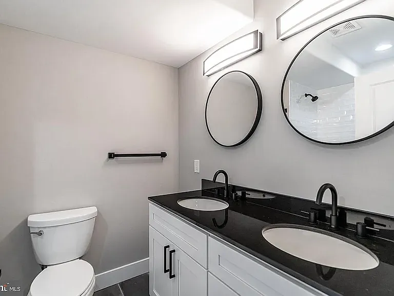 1223 Leopard St #5 — Photo 12