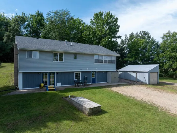 E8696 N Reedsburg Rd, Reedsburg, WI 53959
