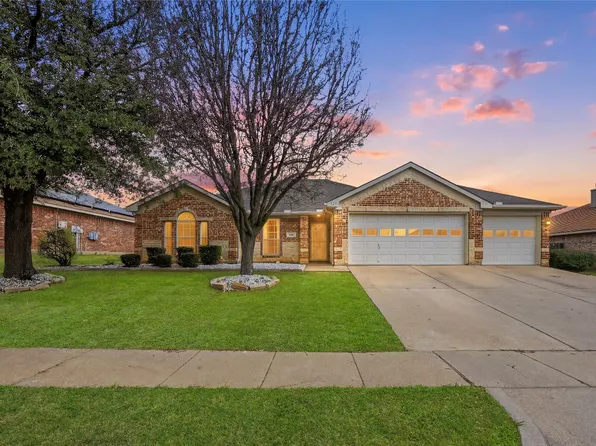 528 Bretts Way, Burleson, TX 76028