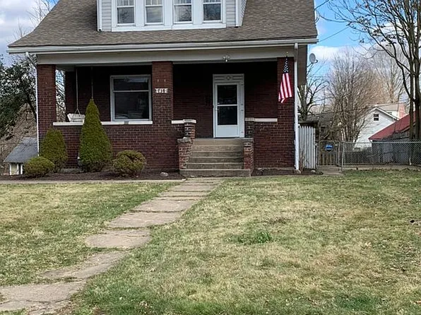 714 Woodlawn Rd, Steubenville, OH 43952