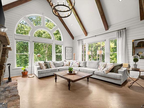 3rd image of 6370 Haddington Ln