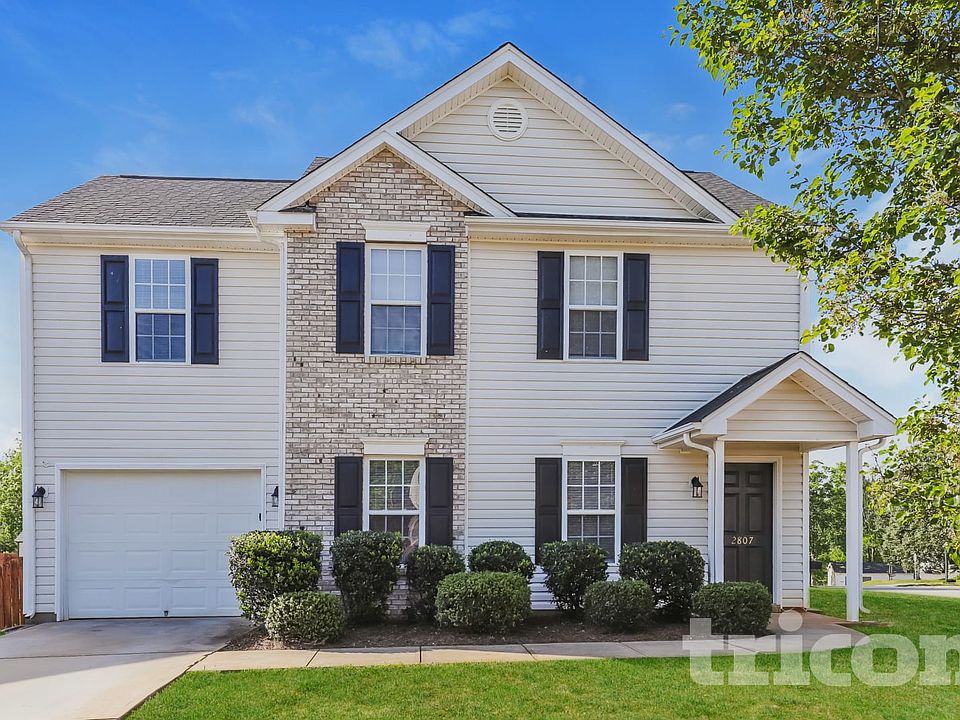 1st image of 2807 Green Crest Ct