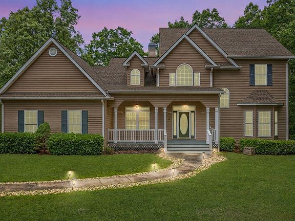 2nd image of 399 Hideaway Hills Rd