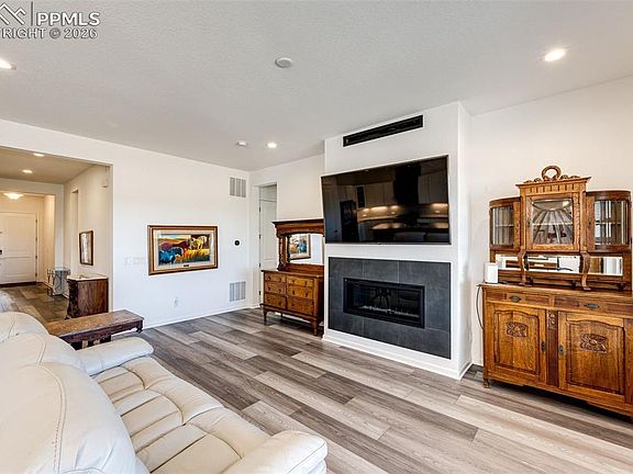 4th image of 5681 Water Avens Dr