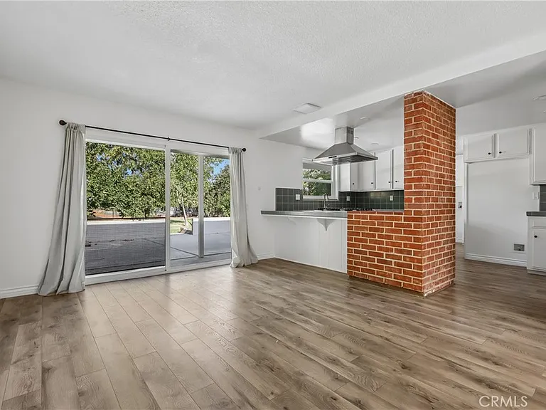 1184 Lyndhurst Dr — Photo 21