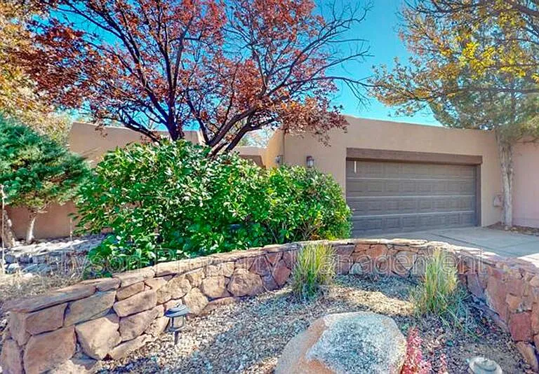 6208 Sabre Ct NW — Photo 2