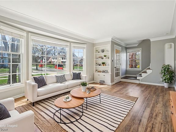 2nd image of 3741 Northwood Rd