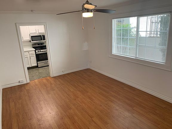 5th image of 2620 F St APT 1