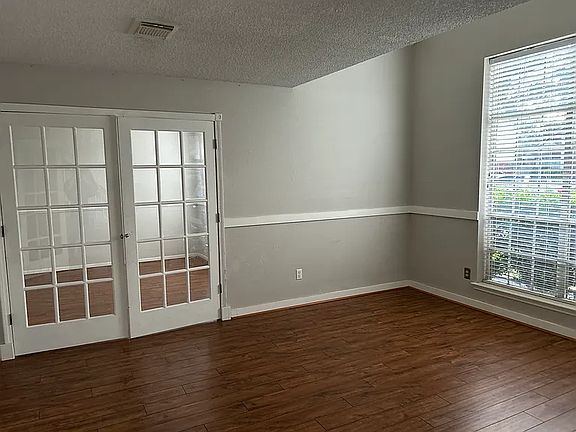 DOWN STAIRS MEDIA ROOM / OFFICE / EXTRA ROOM