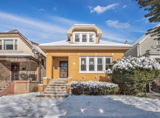 5022 W Cornelia Ave, Chicago, IL 60641