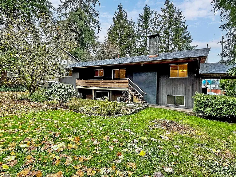 768 Como Lake Ave — Photo 22