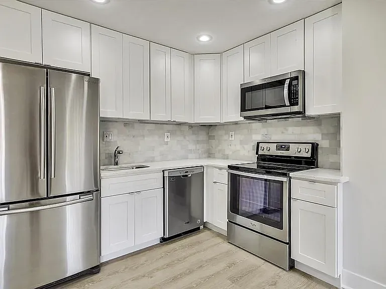 8 O St SW #1 — Photo 10