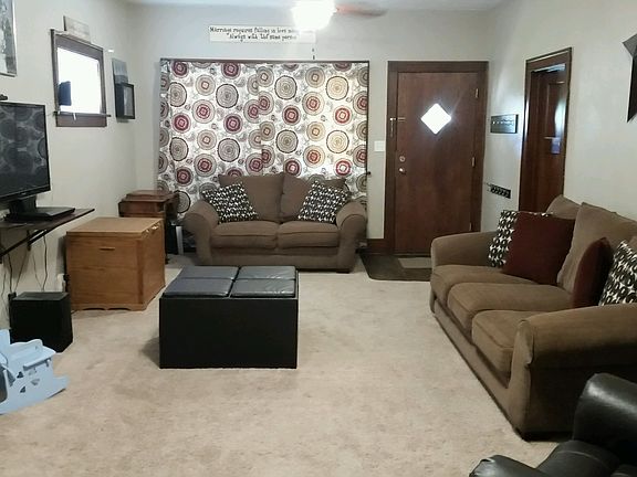 2nd image of 3311 5th Ave