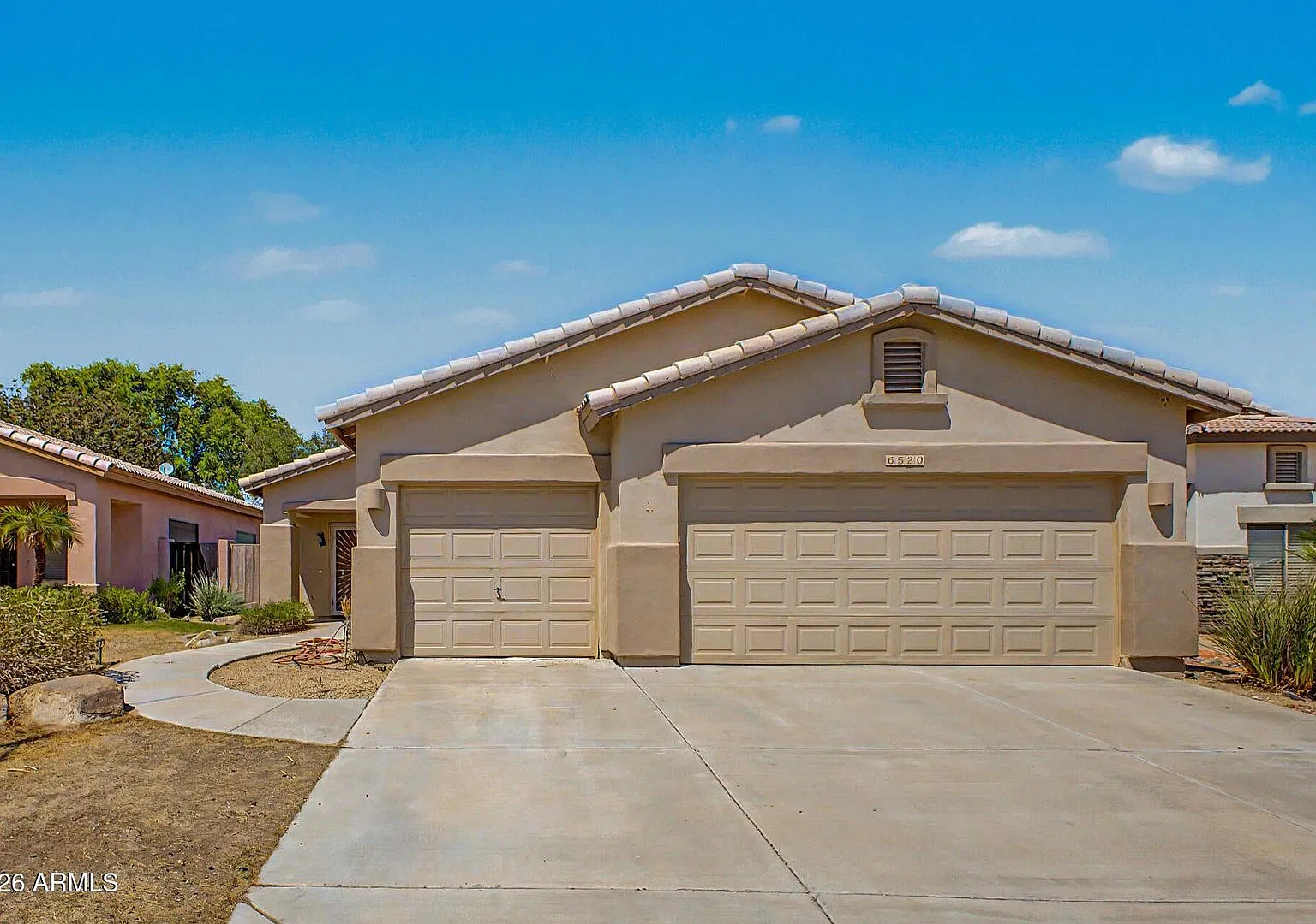 5 bedroom 2 bath Phoenix home! — Photo 1