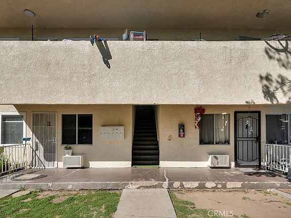 5th image of 17926 Schoenborn St