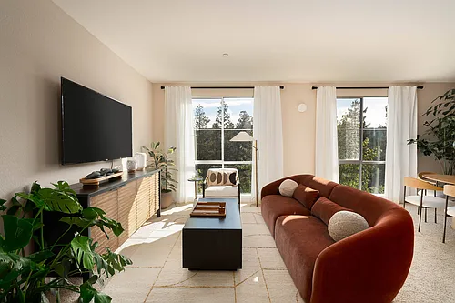 Mosaic Apartments Photo 1
