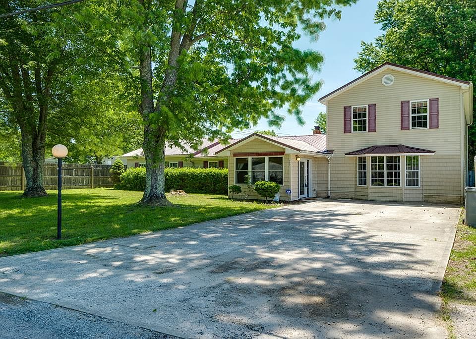 1st image of 777 Lovejoy Rd