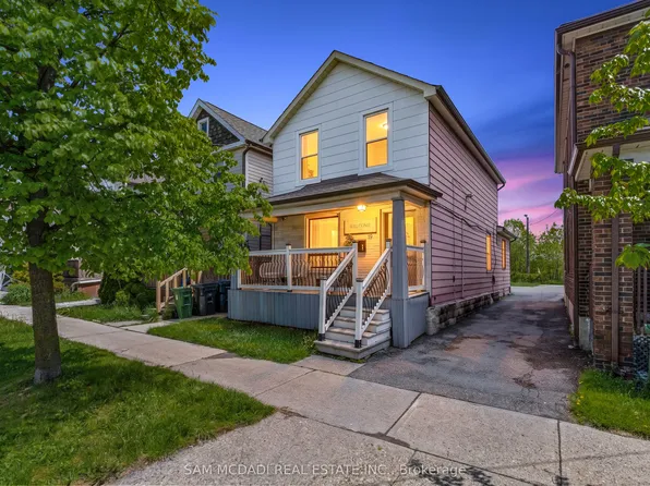 19 Toffee Ct, Toronto, ON M8V 3B9