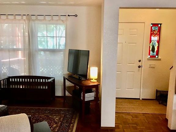 5th image of 2604 Amapola Dr