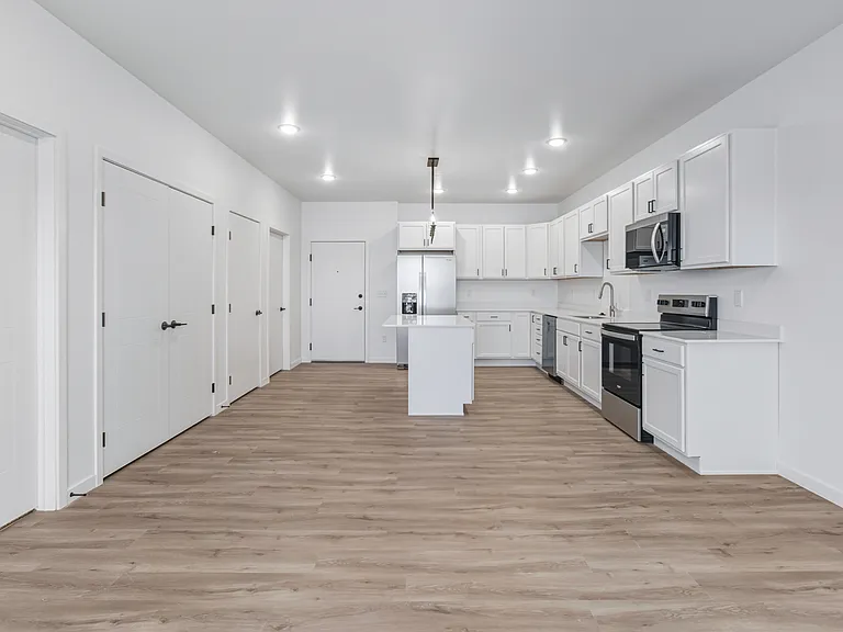2465 62nd Ave S #314 — Photo 3
