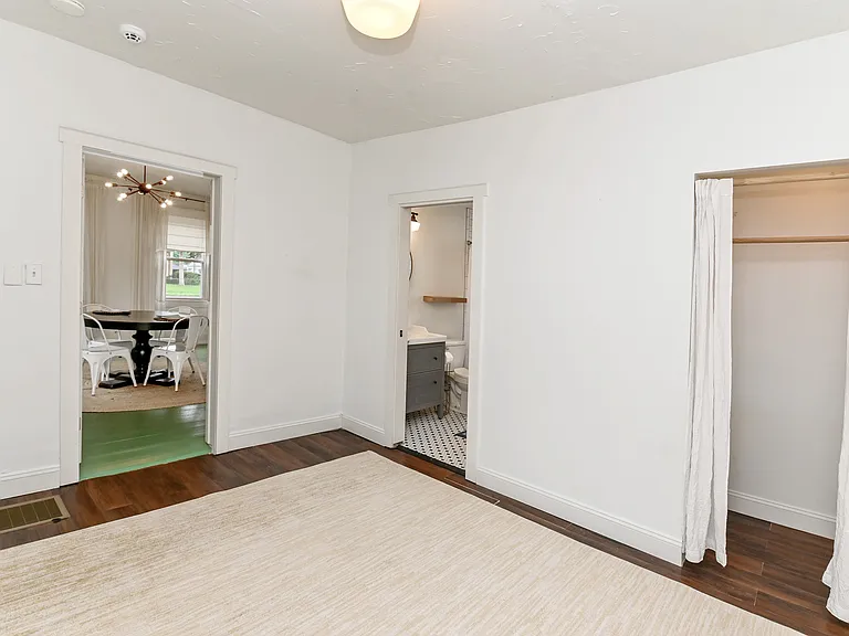 3304 Brotherton Rd — Photo 16