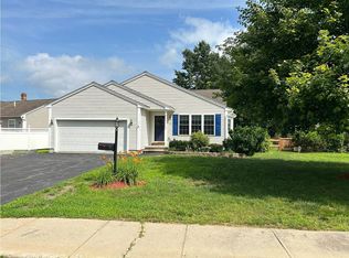 8 Timothy Ln, Sanford, ME 04073