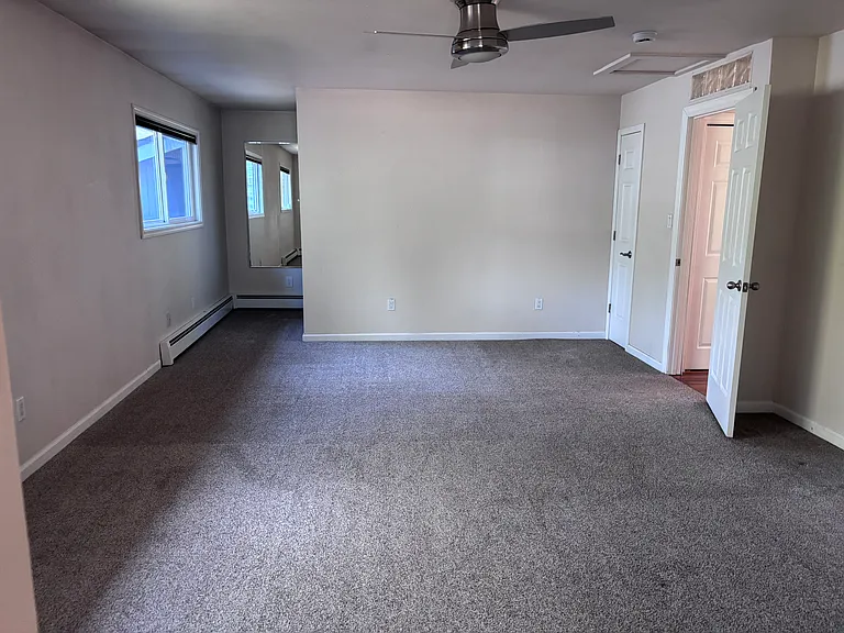 1417 Matterhorn Way — Photo 6
