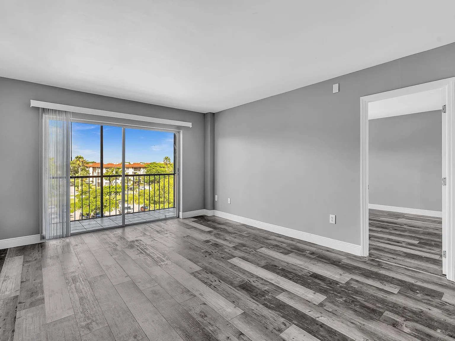 The Manors of Inverrary - 4158 Inverrary Dr #503 - 1 — Photo 4