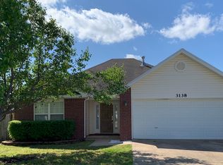 3138 Riverside St, Springdale, AR 72764