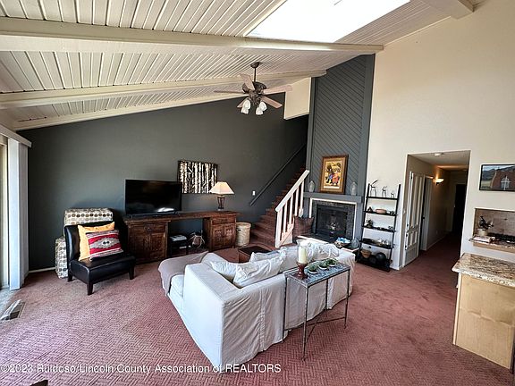 4th image of 105 Augusta Ct