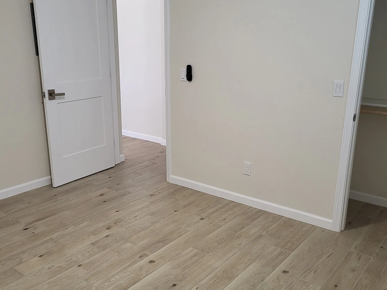 2 bed, 635 sqft, $2,700 — Photo 1