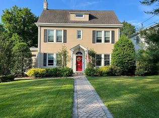 169 Highfield Ln, Nutley, NJ 07110