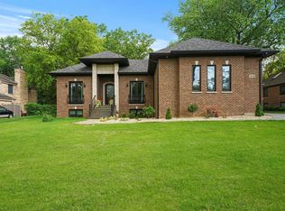 308 N Maple St, Prospect Heights, IL 60070