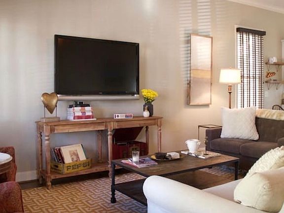 High speed wifi, AT&T U-Verse & Apple TV