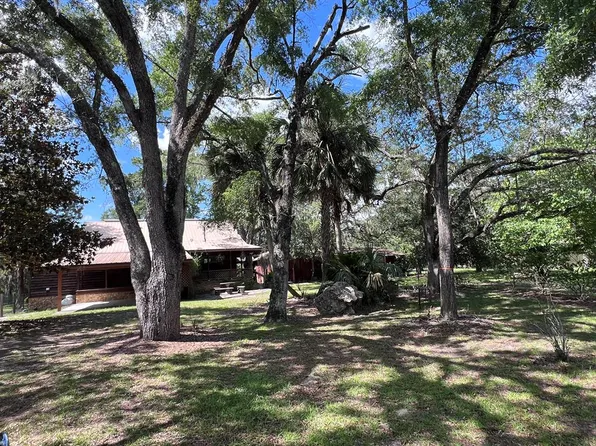 5900 NW 55th St, Bell, FL 32619