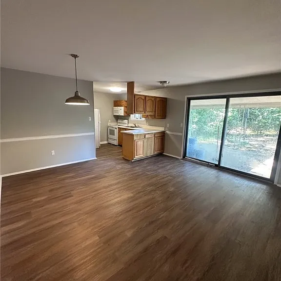 29 Ventura Blvd — Photo 8