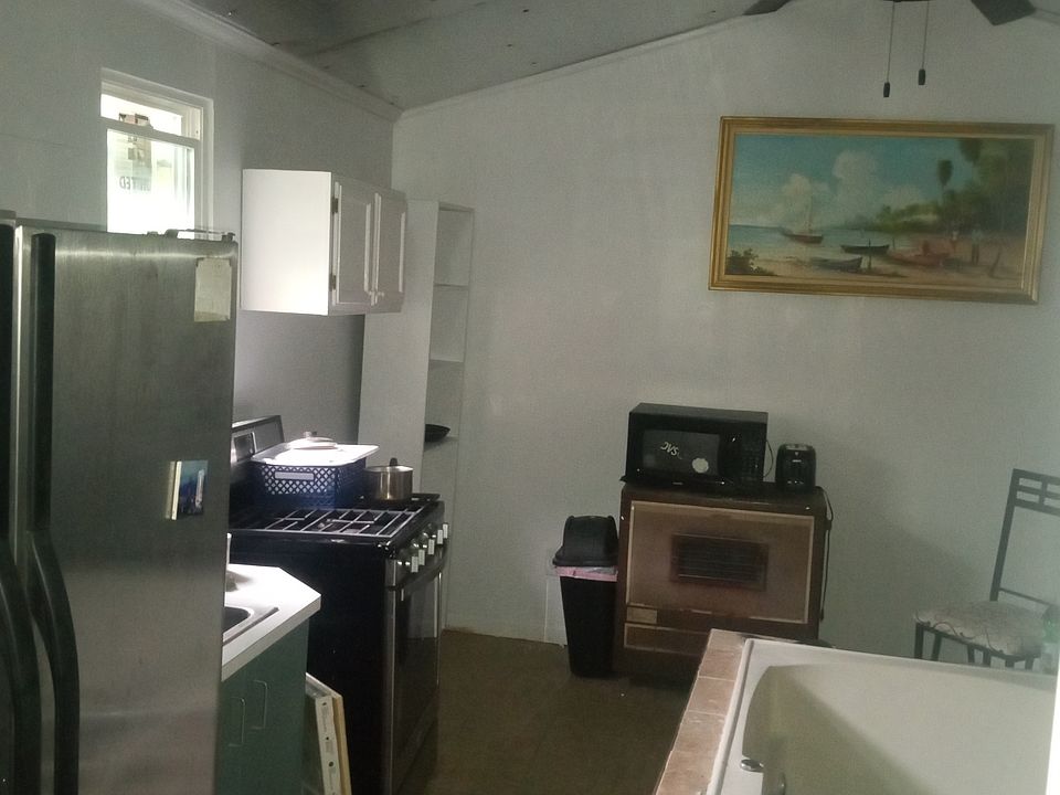2nd image of 4510 Tuckaseegee Rd #106