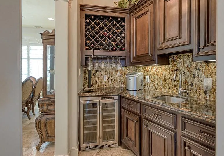 5623 Waters Landing Ln — Photo 14