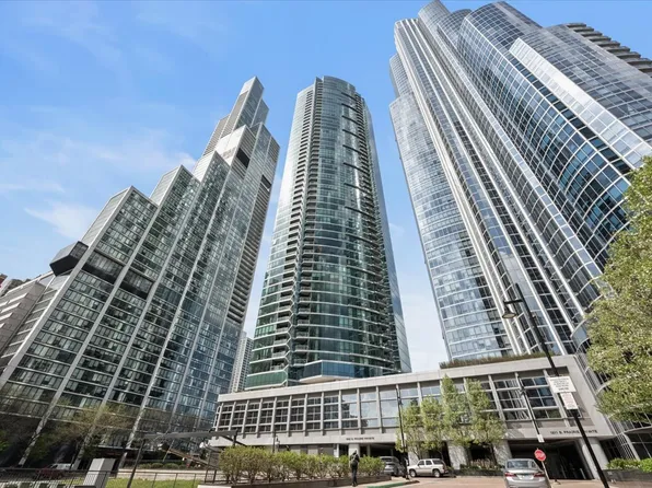 1201 S Prairie Ave APT 1703, Chicago, IL 60605