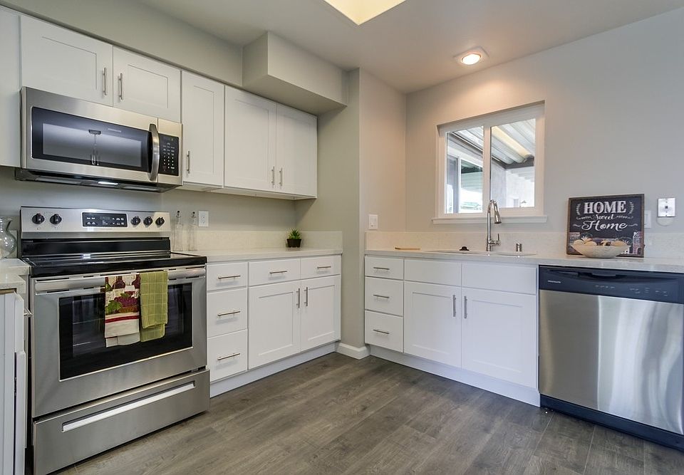 1st image of 3537 Pear Blossom Dr