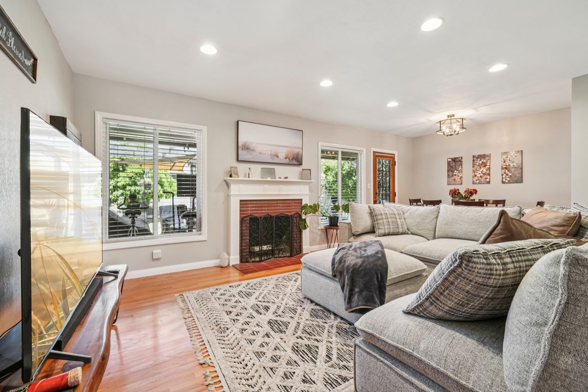 next background image