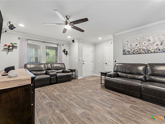 3rd image of 6756 Broad Brook Dr
