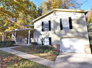 3504 W Melissa Ln, Douglasville, GA 30135