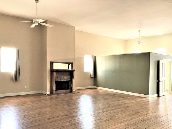 3rd image of 175 Front St #4