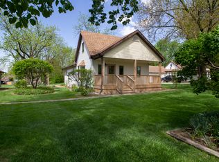 927 S Pine St, New Lenox, IL 60451